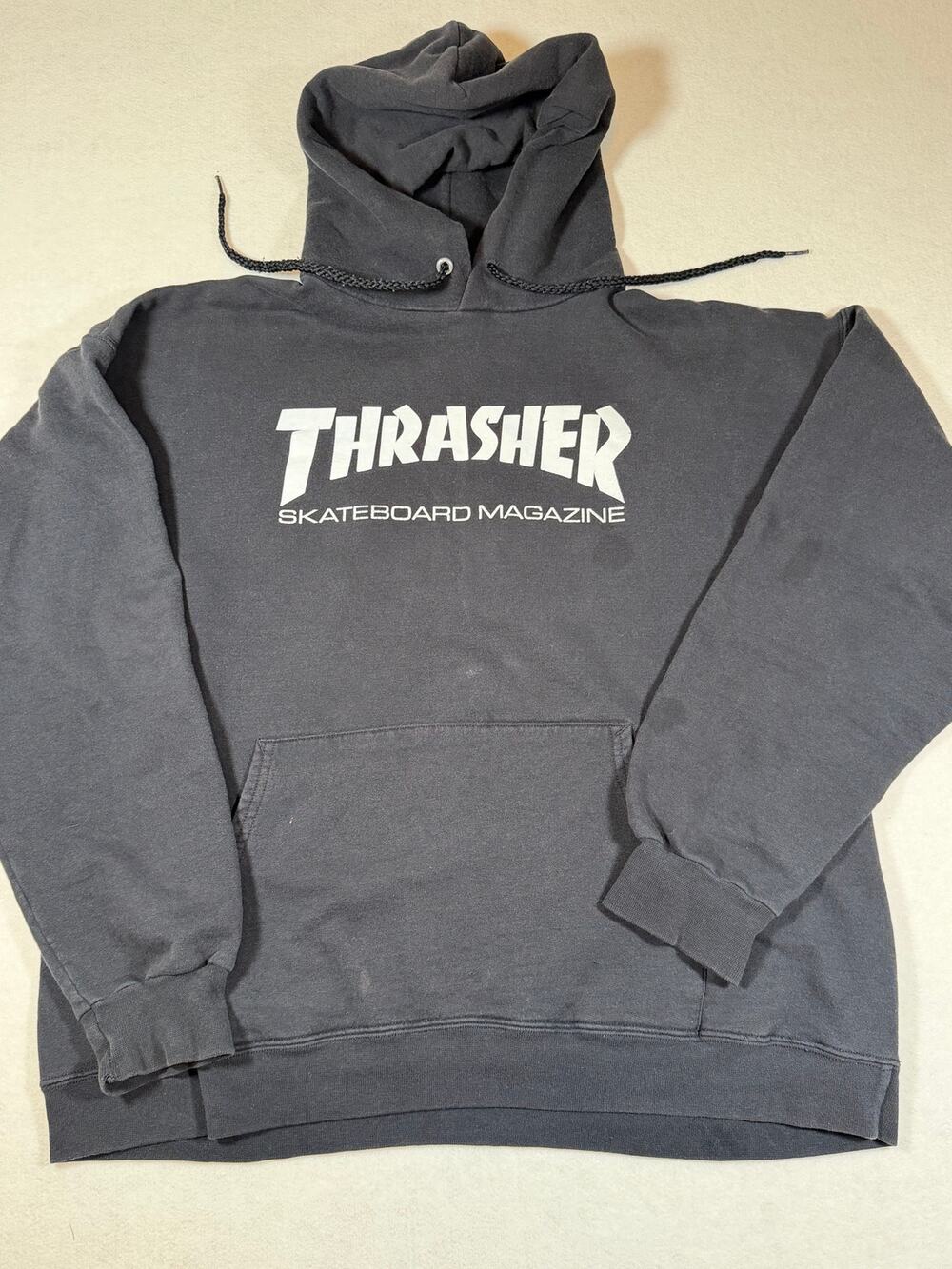 Thrasher Skateboard Magazine Hoodie Mens Large Black Faded Skate Punk Distressed